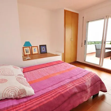 1120 Mas Busca Holiday home *