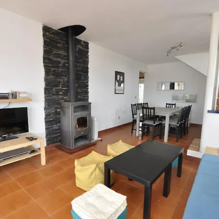 Holiday home 1120 Mas Busca Roses